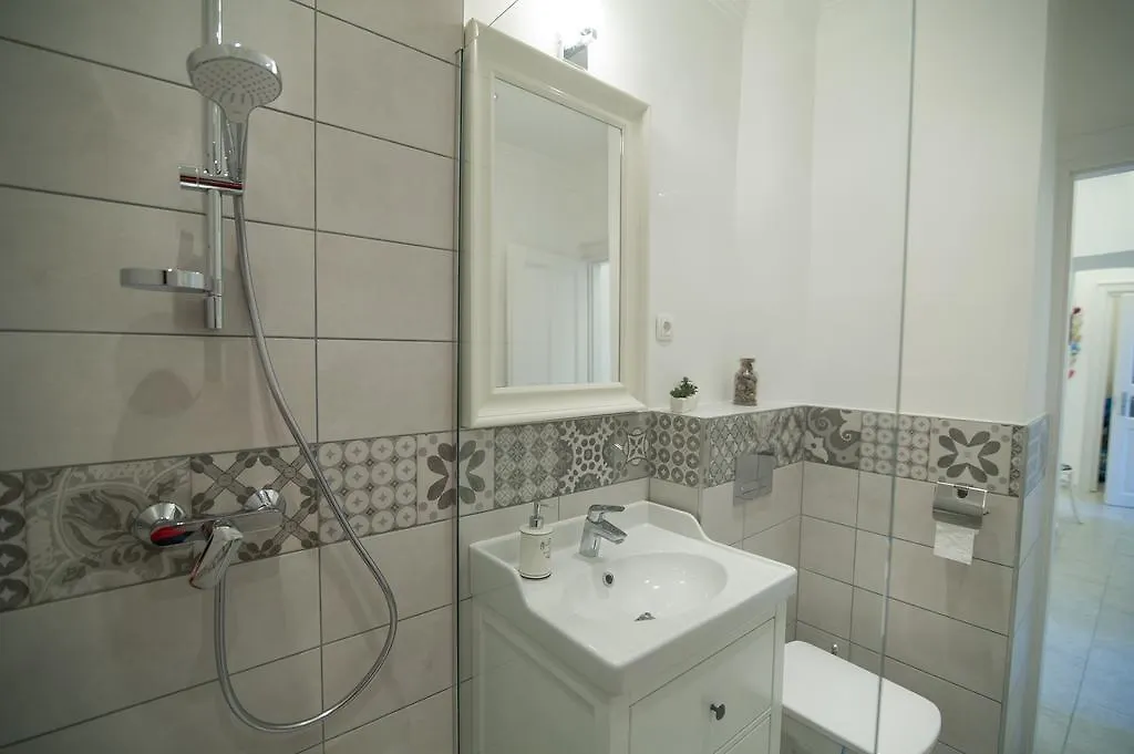 Brody Apartman Eger Apartment